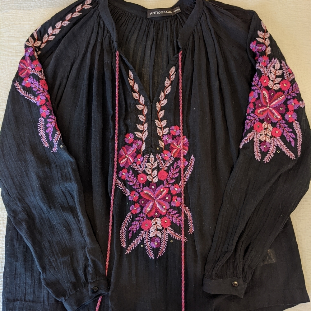 Antik Batik xs black cotton pleasant top